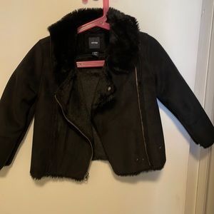 Baby Gap jacket with Fur size 3 toddler color black